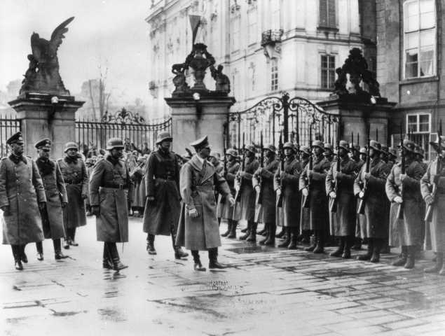 «Пролог ко Второй мировой войне»: историк Олег Назаров — о Мюнхенских соглашениях