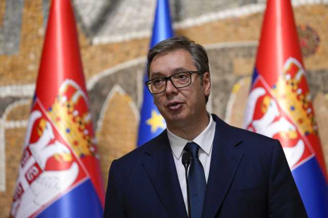 «Не делаем ничего тайно»: Сербия ответила на претензии по поводу войск на границе с Косовом