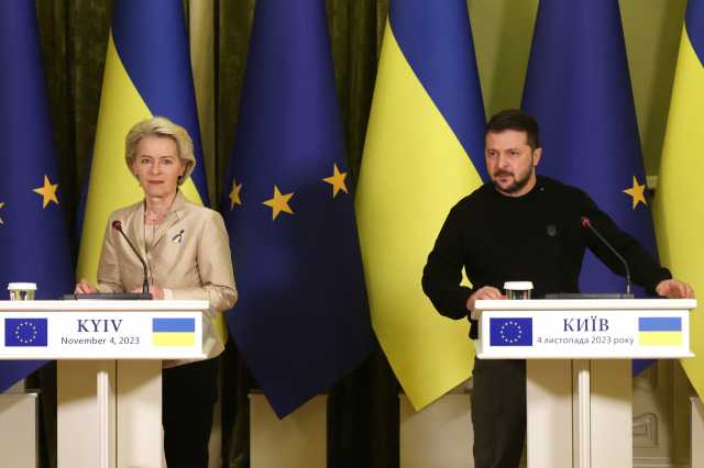 «Ничего не гарантирует киевскому режиму»: почему в Брюсселе решили начать переговоры с Украиной о вступлении в Евросоюз