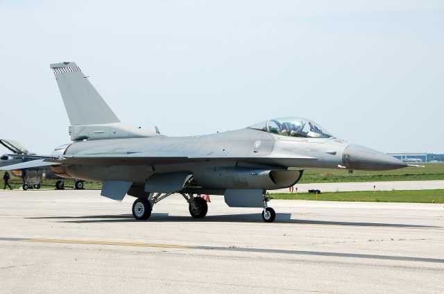 «Чудес не бывает»: почему на Украине заговорили о сложности содержания западных истребителей F-16