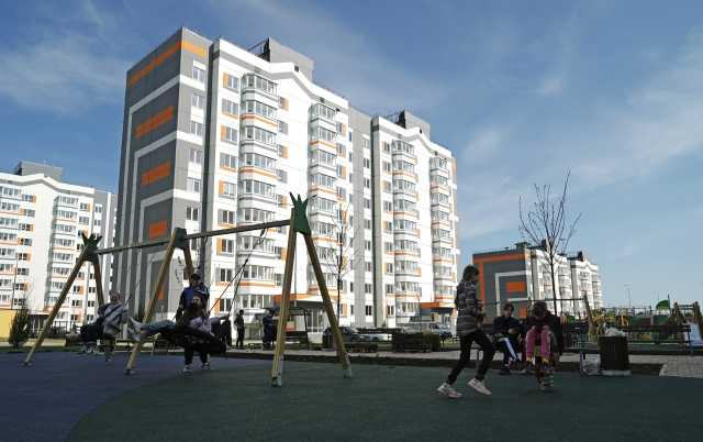 Рыночное охлаждение: как могут измениться цены на недвижимость в России в 2024 году