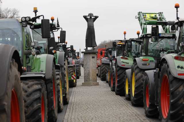 Тракторный протест: к чему могут привести массовые акции фермеров в Германии