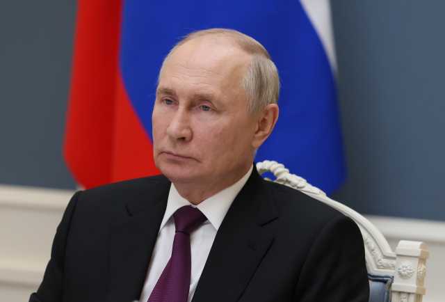 «Зашкаливающий резонанс»: как западные СМИ отреагировали на интервью Такера Карлсона с Владимиром Путиным
