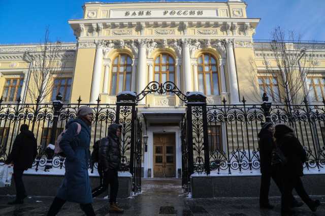 На фоне индексации соцвыплат и высоких ставок по вкладам: россияне рекордно нарастили объём денег на банковских счетах
