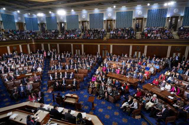 Элементы торга: почему в конгрессе США хотят рассмотреть отдельно законопроекты о помощи Украине и Израилю
