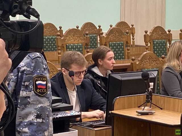 «Мне будет тяжело без матери»: суд приговорил Антонину Мартынову к девяти годам колонии за покушение на дочь