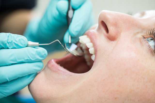 «Нет ничего вреднее, чем сахар»: российский стоматолог — о заболеваниях зубов и передовых методиках лечения