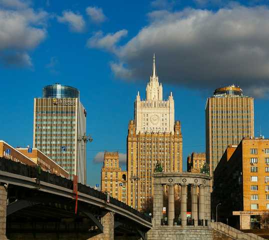 «Прямое нарушение международного права»: в Кремле предостерегли ЕС от использования денег России для вооружения Украины