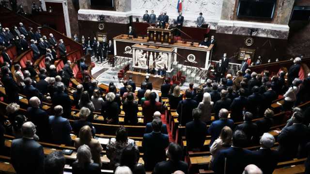 «Удар по престижу Макрона»: о чём говорит победа правых в первом туре парламентских выборов во Франции